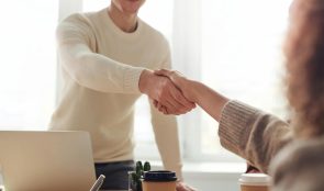 8 Tips & Contoh Jawaban Berapa Gaji yang Diharapkan Ketika Interview Kerja | Staffinc